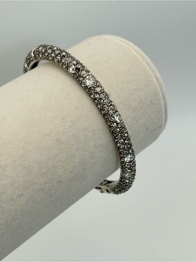 Brighton Anatolia Bangle Bracelet JF0982 Silver Plated Clear Crystals Hinged